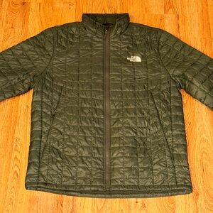 The North Face TNF Thermoball Eco Forest Green Puffer Jacket Light Men’s Large